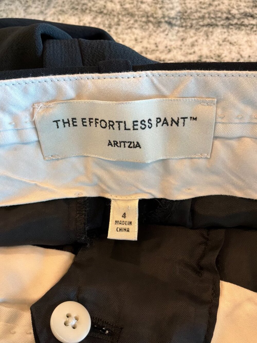 Aritzia The Effortless women's Pant crepette black pleated size 4 - Picture 7 of 9
